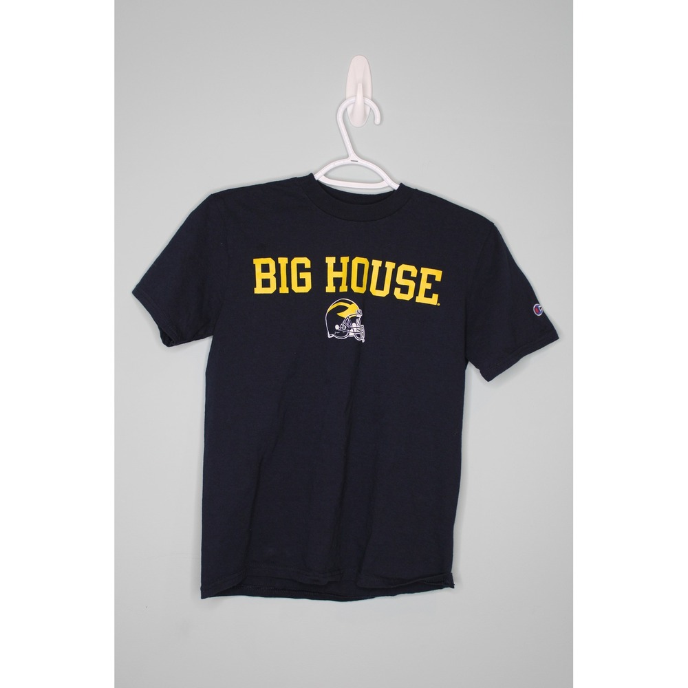 Champion Michigan Wolverines Big House Youth Navy Blue Graphic T-Shirt YM 7-8